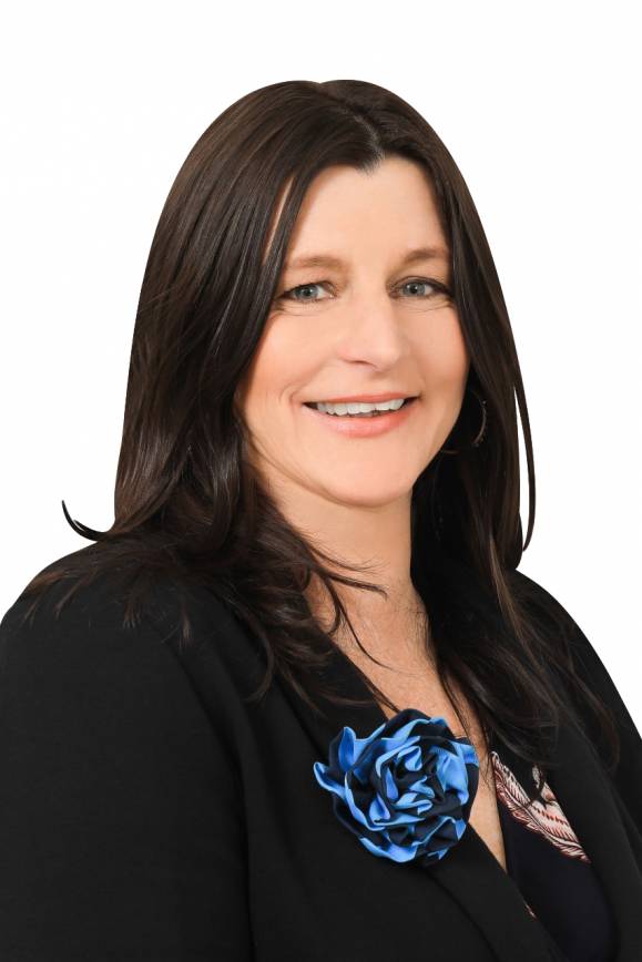 Angela Reynolds