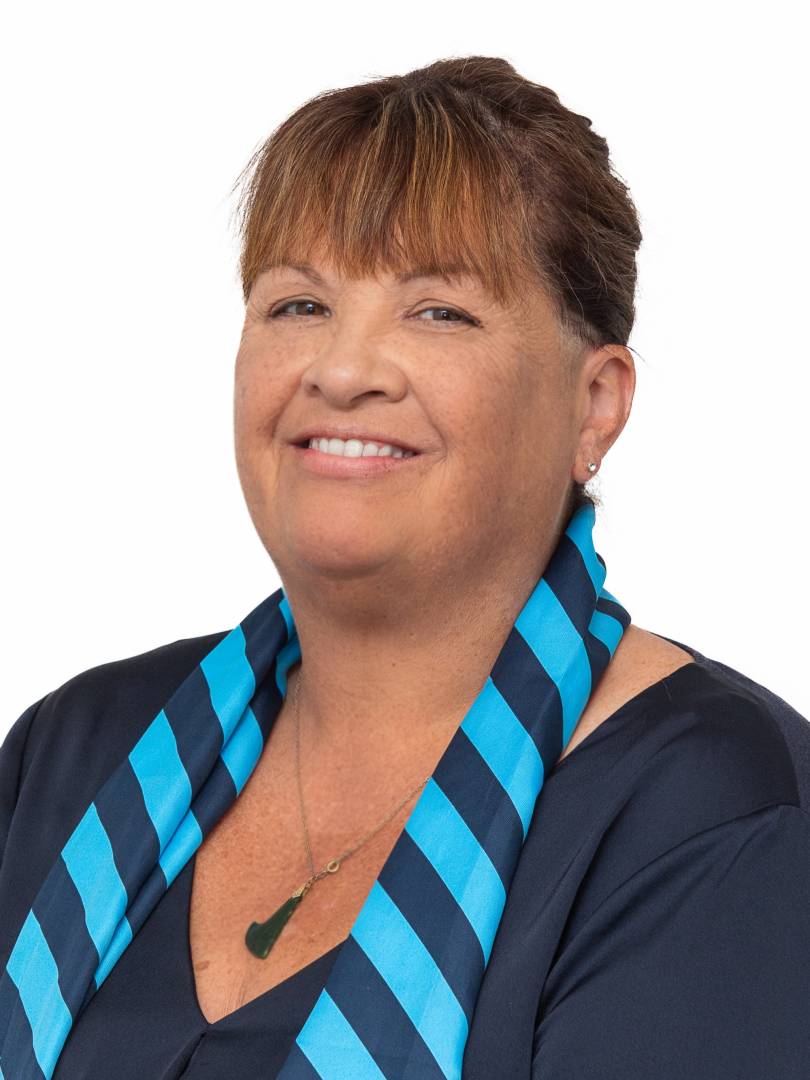 Jeannette Lee